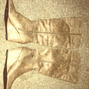 These boots are in great shape